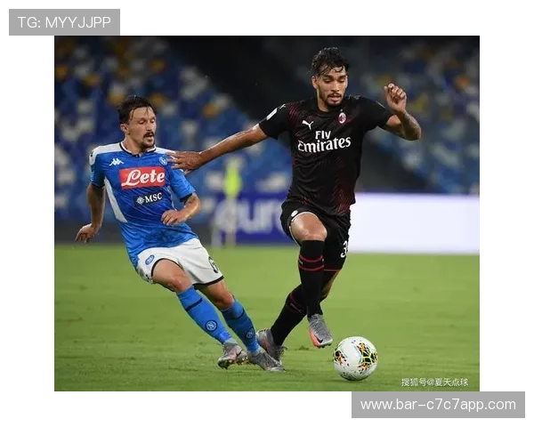 足球场上的魅力之星：最帅阵型中的球员风采与精彩瞬间