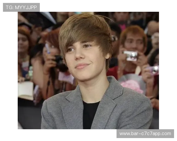 足球球星与贾斯汀比伯外貌对比是否有惊人相似之处揭秘